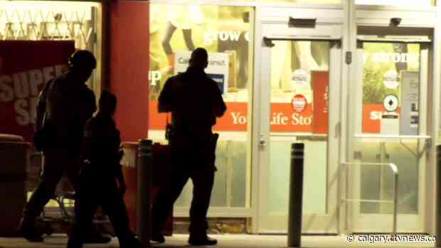 Southwest pharmacy robbed by woman armed with gun