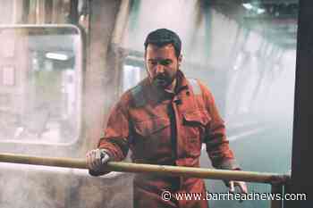 First images offer glimpse of Martin Compston in The Rig - Barrhead News