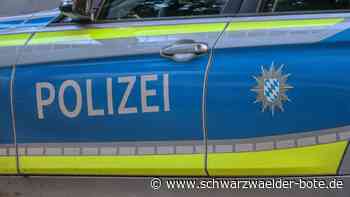 Schwer verletzter Motorradfahrer - Unbekannter mit Sattelzug flüchtet nach Unfall in Dobel - Schwarzwälder Bote