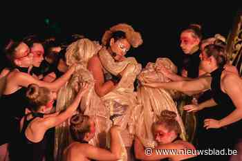 Shakespearestuk van meer dan honderd vrijwilligers in première gegaan