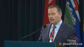 Alberta launches incentive program to bolster vaccines