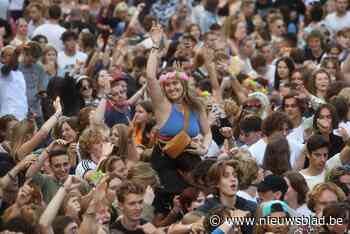 IN BEELD. 15.000 festivalgangers uit de bol op The Day Before Tomorrow in Brasschaat
