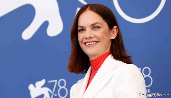 Ruth Wilson Steps Out for Venice Photo Call for 'True Things'