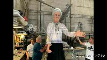 Putignano: dai “Racconti di carta- in cammino con Dante” all' abbraccio di Amal con la nonna in cartapesta. - Canale7