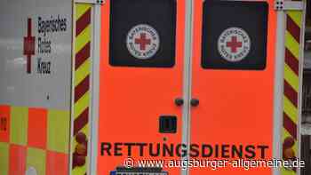 Verletzter Mann randaliert in einem Rettungswagen