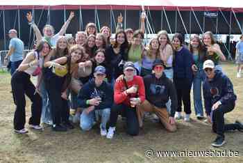 35.000 festivalgangers vergeten corona tijdens zonovergoten Crammerock: “Wij hebben eindelijk onze vrijheid terug”