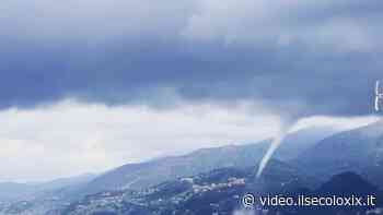 Genova, tromba marina al largo di Voltri - Il Secolo XIX - Il Secolo XIX