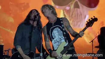See Guns N’ Roses and Dave Grohl Perform ‘Paradise City’ Before Curfew Cuts Song Short