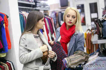Arrestate due taccheggiatrici, rubati 120 capi di abbigliamento nella provincia di Fermo - Farodiroma