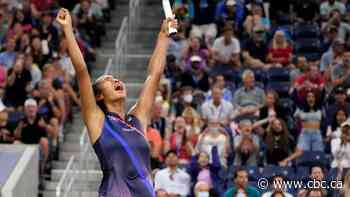 Canada's Fernandez extends U.S. Open charge with comeback victory over Kerber