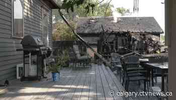 Fire tears through garages, damages south Lethbridge home - CTV News Calgary