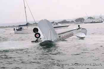 Wingwalker plane pilot 'deserves a medal' after harbour crash - Dudley News