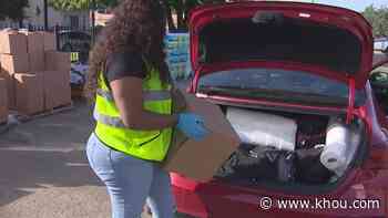 A week after leaving Louisiana, Ida evacuees stuck in Houston receive food, supplies - KHOU.com
