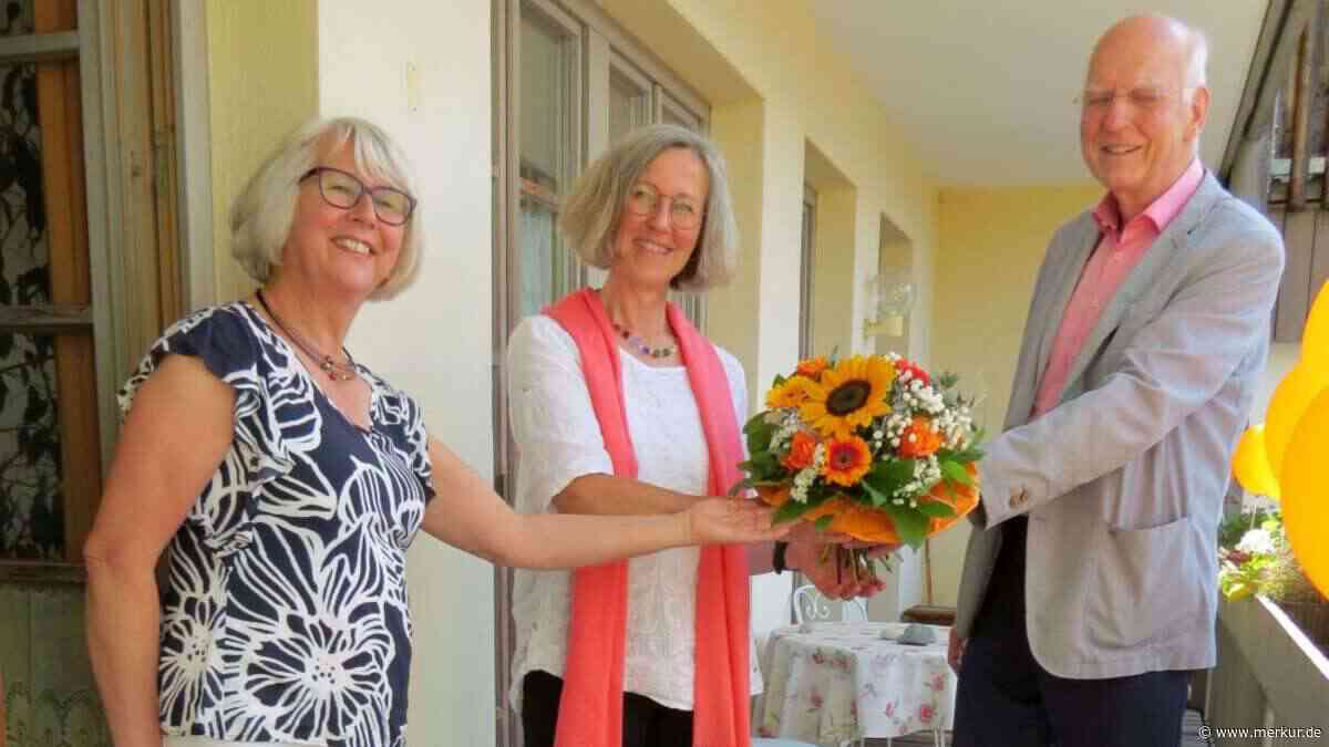 Schwangerenberatung bei Donum Vitae in Miesbach: Hedwig Blaschke geehrt - Merkur Online
