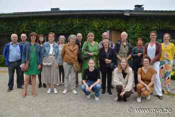 Eerste kunstenroute gaat van glasblazer over kantwerker tot pyrografe - Gazet van Antwerpen