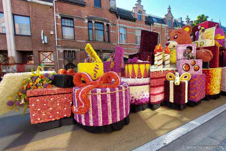 Blozen wint 70ste bloemencorso na nek-aan-nekrace<BR />