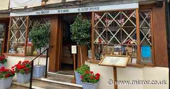 Jewish family 'kicked out of tearoom after requesting non-kosher food be removed' - Mirror.co.uk