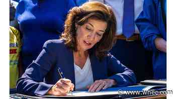 Hochul signs 4 bills in spirit of Labor Day