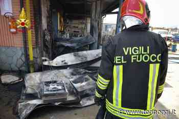 Incendio in una carrozzeria di Orbassano, i Vigili del Fuoco domano il rogo e mettono in sicurezza l'area - TorinOggi.it