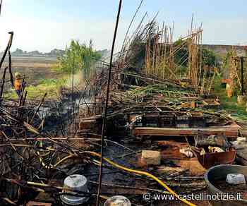 Vasto incendio ad Ardea vicino alle abitazioni. Tratto in salvo uomo salito su un muro - Castelli Notizie