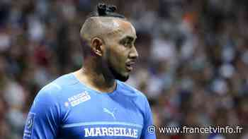 Incidents Nice-OM : Emmanuel Macron est reparti de Marseille avec le maillot porté par Dimitri Payet lors de c - Franceinfo