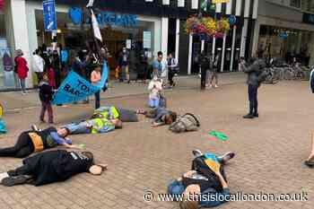Extinction Rebellion protests spread to Barclays in Croydon