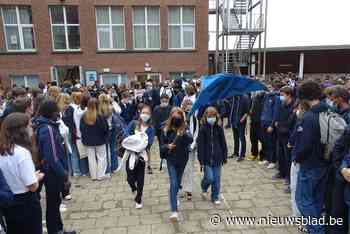 Eerstejaars onder groot applaus opgenomen in de RC-familie - Het Nieuwsblad