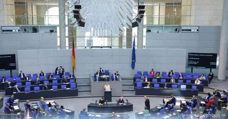 Bundestag beschließt mehrere Corona-Neuregelungen