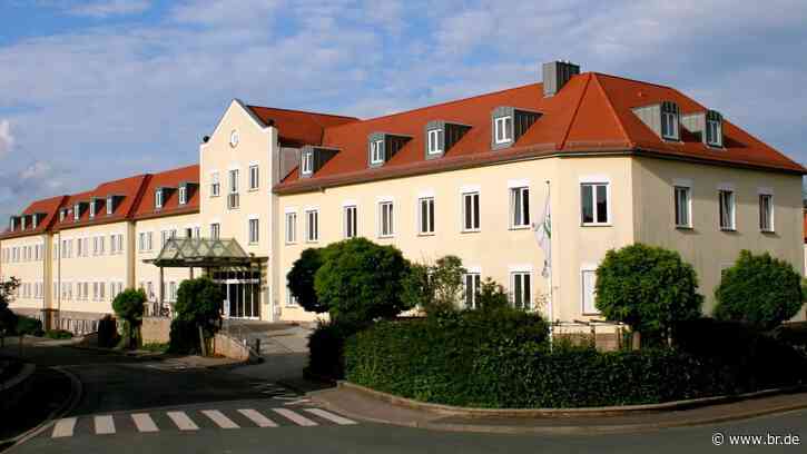 Krankenhauskonzern Helios gibt Klinik in Volkach ab - BR24