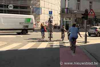 Al zes jaar lang knipperende lichten op druk kruispunt