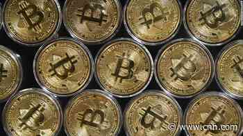 Bitcoin drops below $43,000 on El Salvador's first day using it
