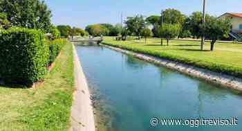 Sta tagliando l'erba, finisce nel canale e muore - Oggi Treviso