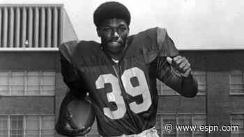 USC icon and Pats star RB Cunningham dies at 71