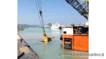 Terminato il fermo pesca, le barche tornano in mare "Se solo riuscissero a superare le sabbie del porto" - il Resto del Carlino