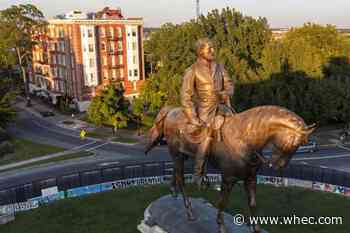 Statue of Confederate Robert E. Lee coming down in Virginia