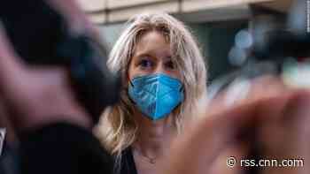 Elizabeth Holmes' trial begins with opening statements