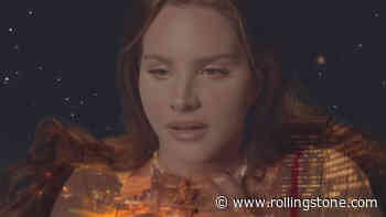 Lana Del Rey Drops New Ballad ‘Arcadia,’ Updates ‘Blue Banisters’ Release Date