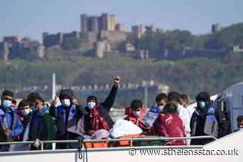 English Channel crossings continue on sunny day in Dover - St Helens Star