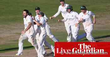 County cricket: Nottinghamshire end Lancashire defiance to top Division One