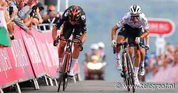 Wout van Aert wint titanenstrijd op venijnig heuveltje in Tour of Britain - Telegraaf.nl