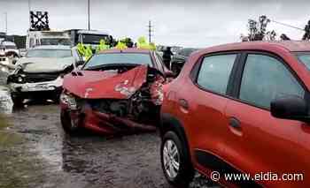Choque múltiple en la autopista La Plata - Buenos Aires - Diario El Dia