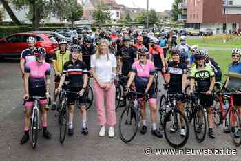 Blauw peloton met 30 km/u door Noorderkempen: “Een goede conditie is essentieel voor onze job”