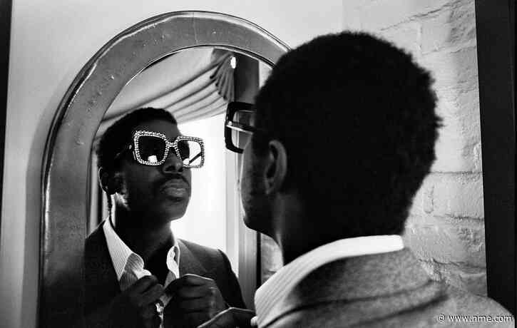 Curtis Harding shares ’70s-inspired visuals for new single ‘Can’t Hide It’