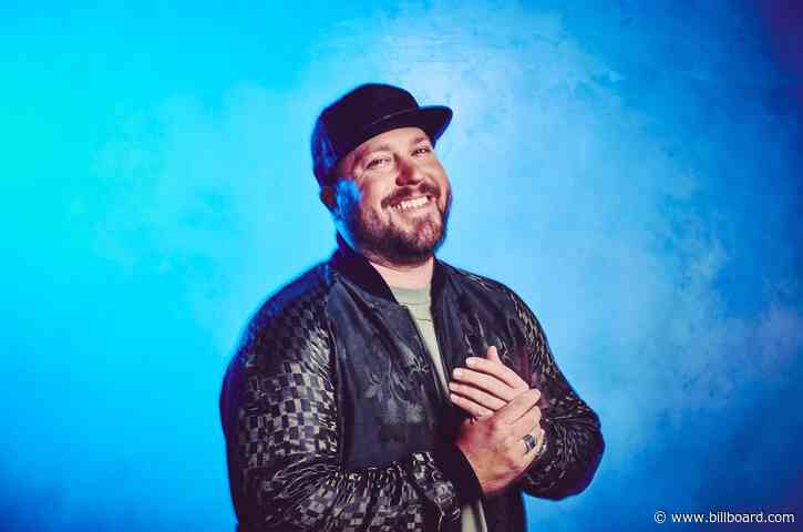 Mitchell Tenpenny Talks Doubling Down on Truth-Telling Songwriting With ‘Midtown Diaries’ EP