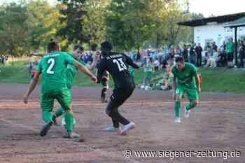 1. Runde im Fußball-Kreispokal Siegen-Wittgenstein: Vier "Davids" im "Goliath"-Modus - Siegen - Siegener Zeitung