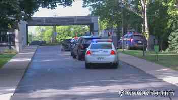Suspects lead RPD on chase, throw fire extinguisher, cash register, wrench out window