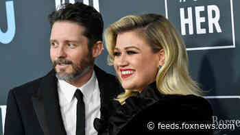 Kelly Clarkson and Brandon Blackstock are divorcing: Here are the messy details