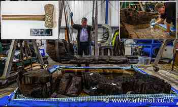 Archaeology: Bronze Age coffin containing an axe and a 'high-status' man found in a golf course pond