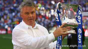 Ex-Chelsea, Real Madrid boss Hiddink retires