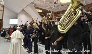 La Banda Giovanile di Fermo incanta il Papa. Calcinaro: "Istanti che rimarranno". Il pontefice: superare le differenze - Laprovinciadifermo.com